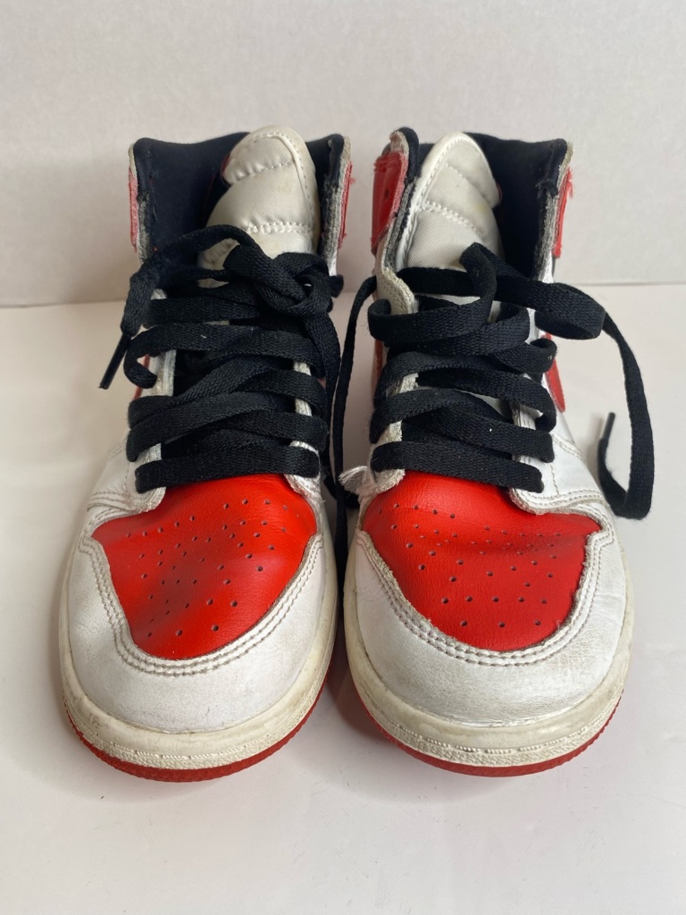 2 pairs Nike Kids High-Top Sneakers
